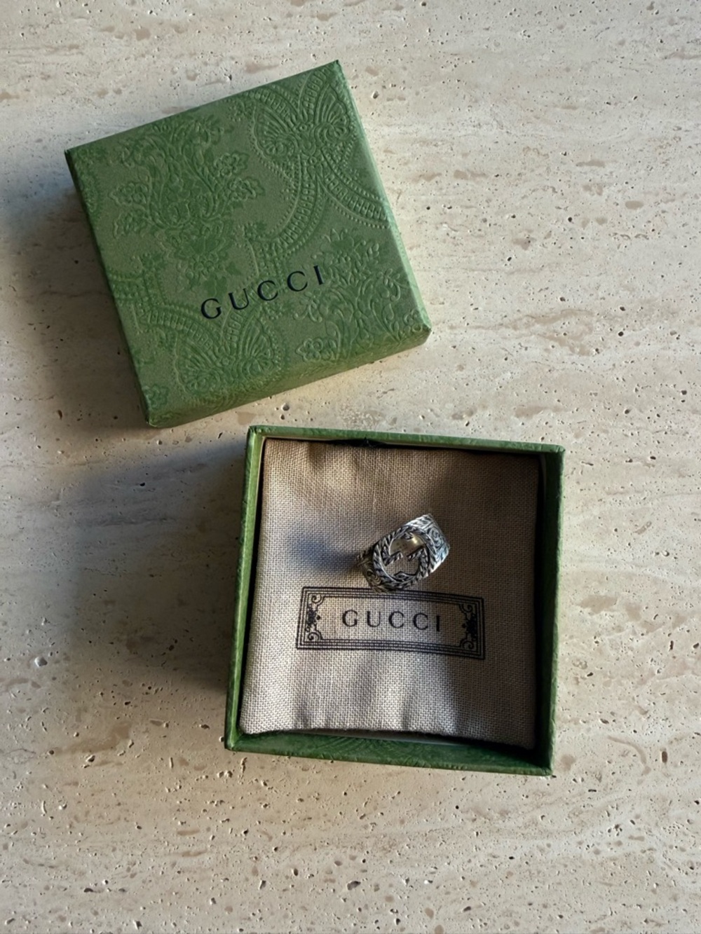 NWB GUCCI INTERLOCKING RING Ag 925 STERLING SILVER ENGRAVED PATTERN GUCCI SZ/21 - Picture 3 of 13